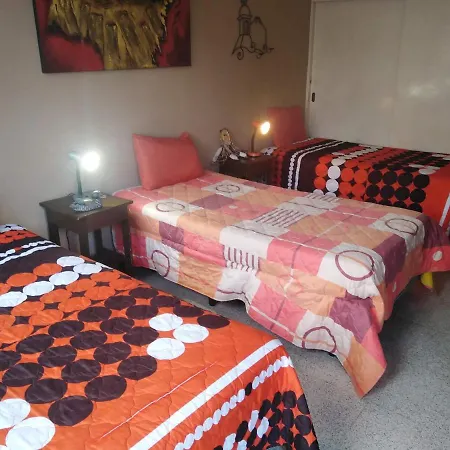 Hostal Los Lagos Inn